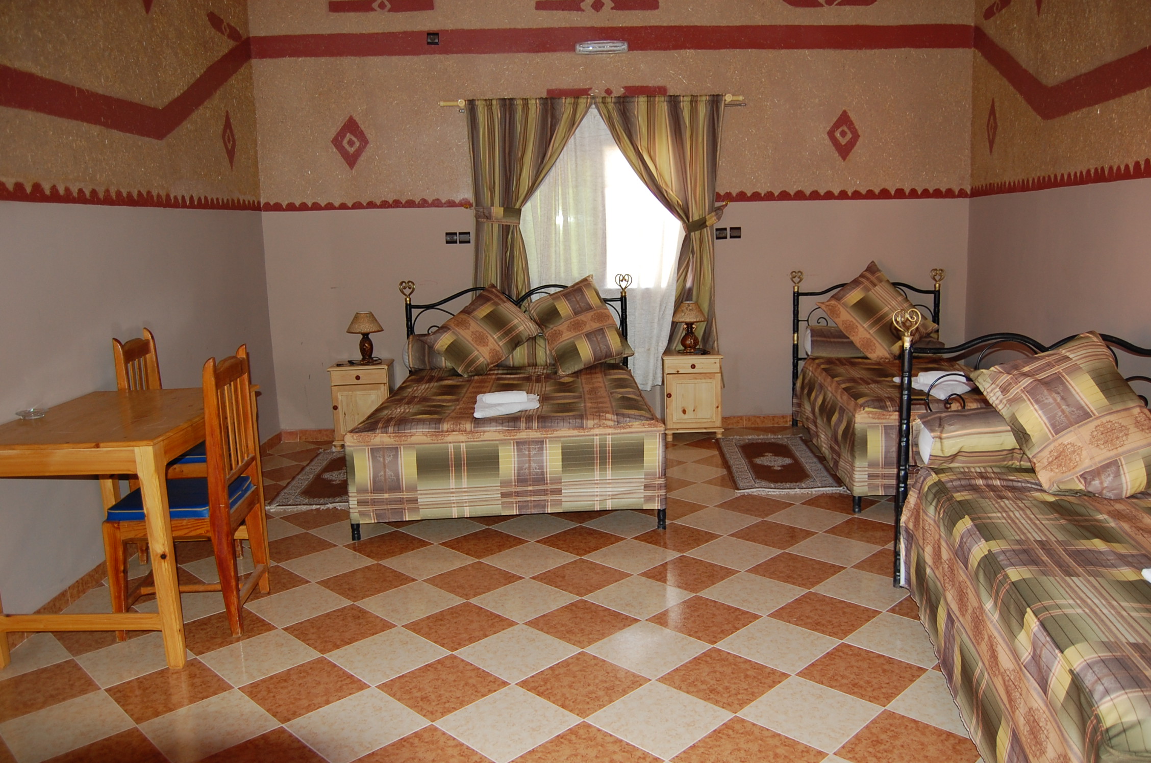 Chambre moderne Hôtel Tazakht